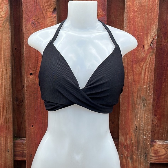 Shade & Shore Black Ruched Bikini Halter Neck Bra Size 34B - Picture 2 of 8